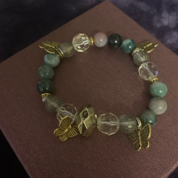 Bracelets - Picture 14 of 14